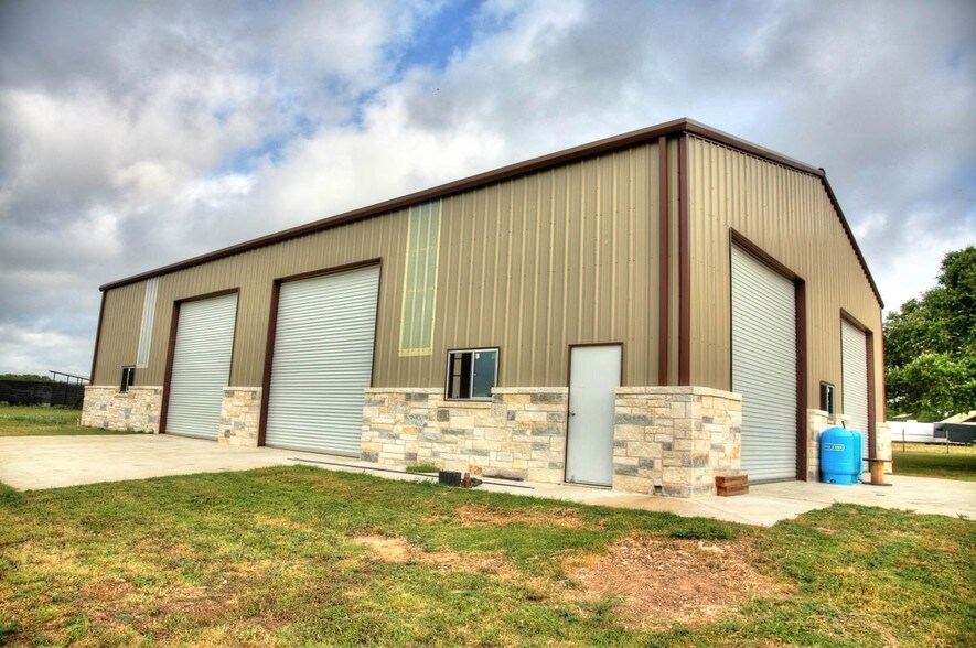 25201 Ranch Road 12, Dripping Springs, TX for sale - Primary Photo - Image 1 of 1