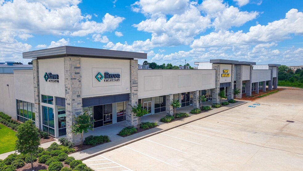 670 N FM 3083 W Rd, Conroe, TX for sale - Building Photo - Image 1 of 4