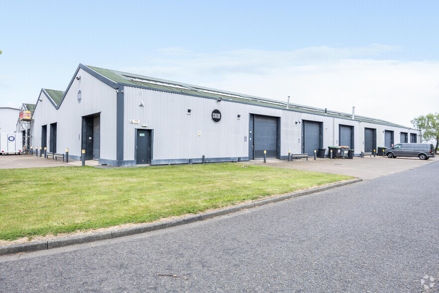 Earlsway, Gateshead for sale - Primary Photo - Image 1 of 1