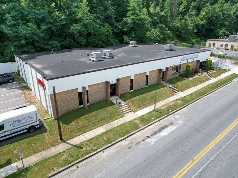 1031 Cromwell Bridge Rd, Towson, MD for lease - Building Photo - Image 2 of 4