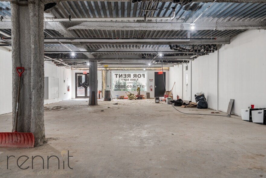 3415 Farragut Rd, Brooklyn, NY for lease - Interior Photo - Image 2 of 19