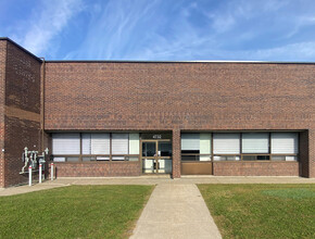 4700-4800 Boul Thimens, Montréal, QC for lease Building Photo- Image 2 of 3