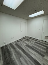 800 NE 125th St, North Miami, FL for lease Building Photo- Image 1 of 3