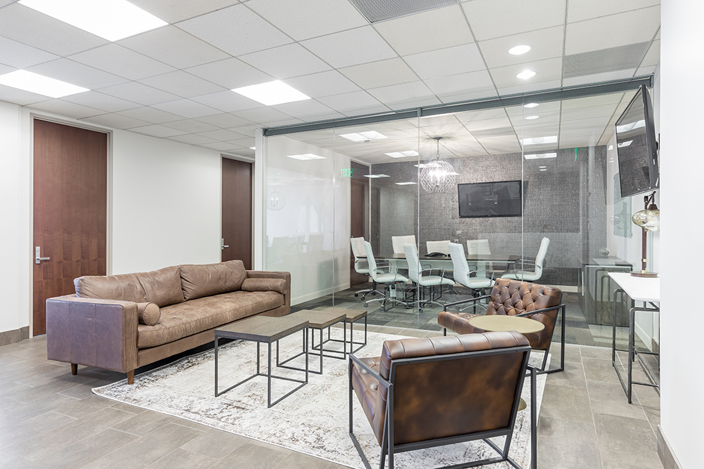 355 S Grand Ave, Los Angeles, CA for lease Interior Photo- Image 1 of 6