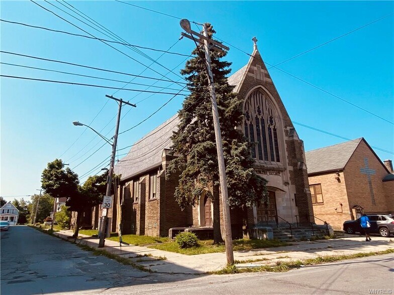 11 Doat St, 24 Rustic & 1609 Genesee St portfolio of 3 properties for sale on LoopNet.com - Building Photo - Image 3 of 67