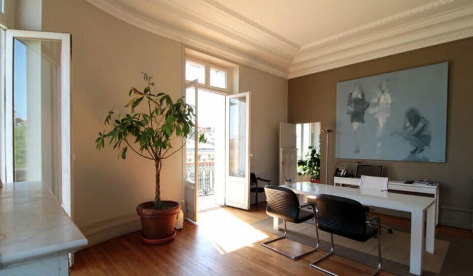 26 Rue Jean-Pierre Timbaud, Paris for lease - Interior Photo - Image 2 of 6