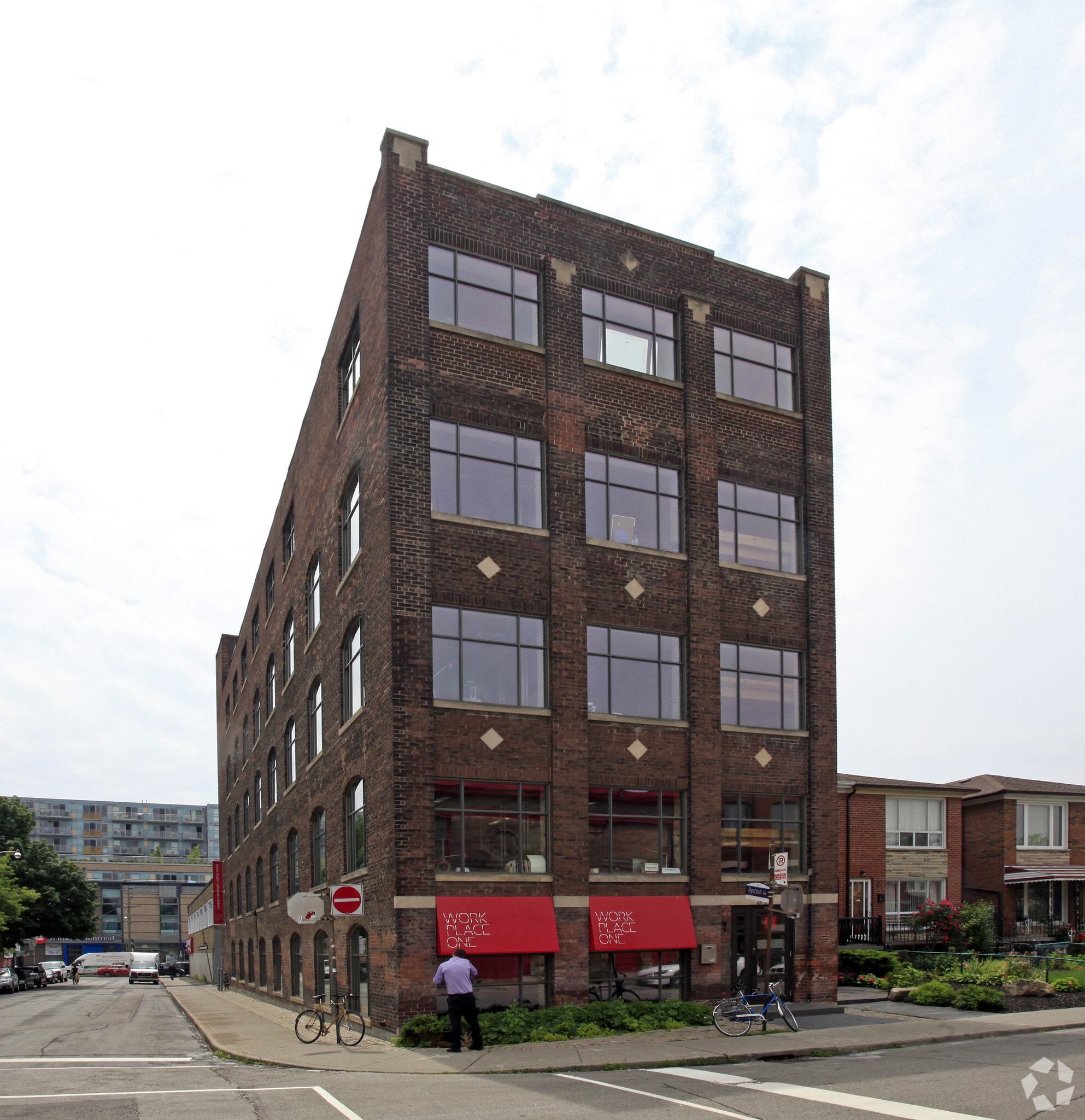 51 Wolseley St, Toronto, ON for sale Primary Photo- Image 1 of 1