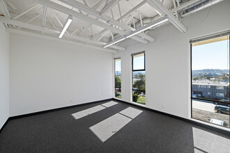 1650 S Amphlett Blvd, San Mateo, CA for lease Interior Photo- Image 2 of 10