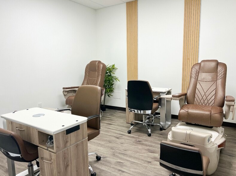 12280 Broadway St, Pearland, TX for lease - Interior Photo - Image 3 of 50