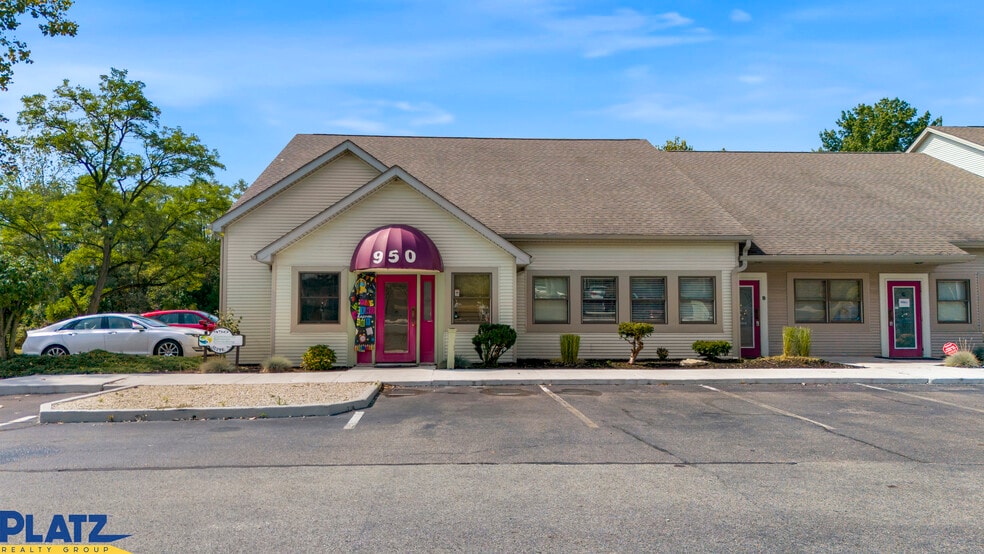 950 Youngstown Warren Rd, Niles, OH for sale - Building Photo - Image 1 of 17