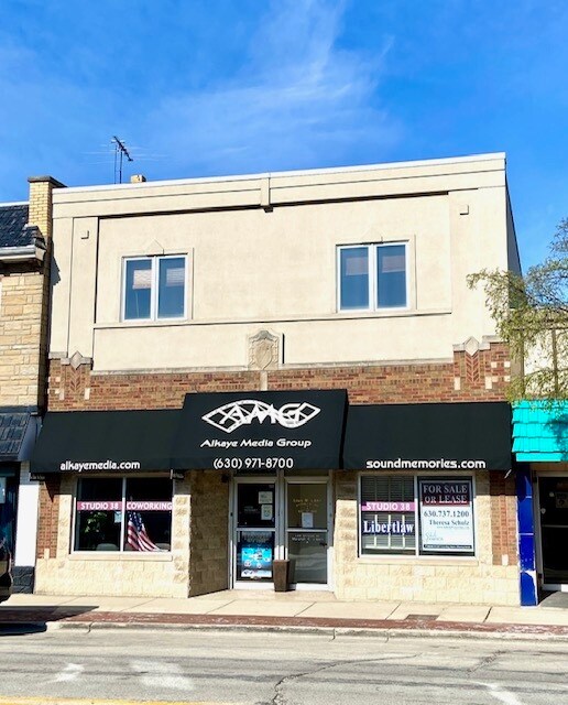 38 N Cass Ave, Westmont, IL 60559