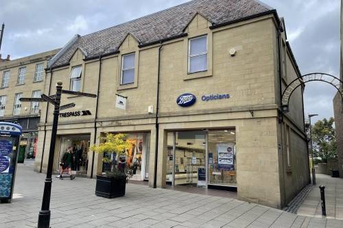 36-38 Bondgate Within, Alnwick for lease - Building Photo - Image 1 of 2