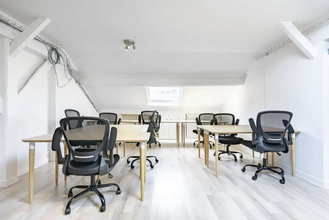 Coworking Space in Paris for lease Interior Photo- Image 2 of 8
