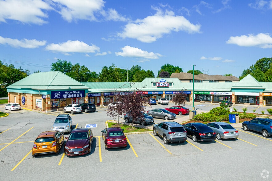 1250 Stittsville Main St, Stittsville, ON for lease - Building Photo - Image 3 of 10