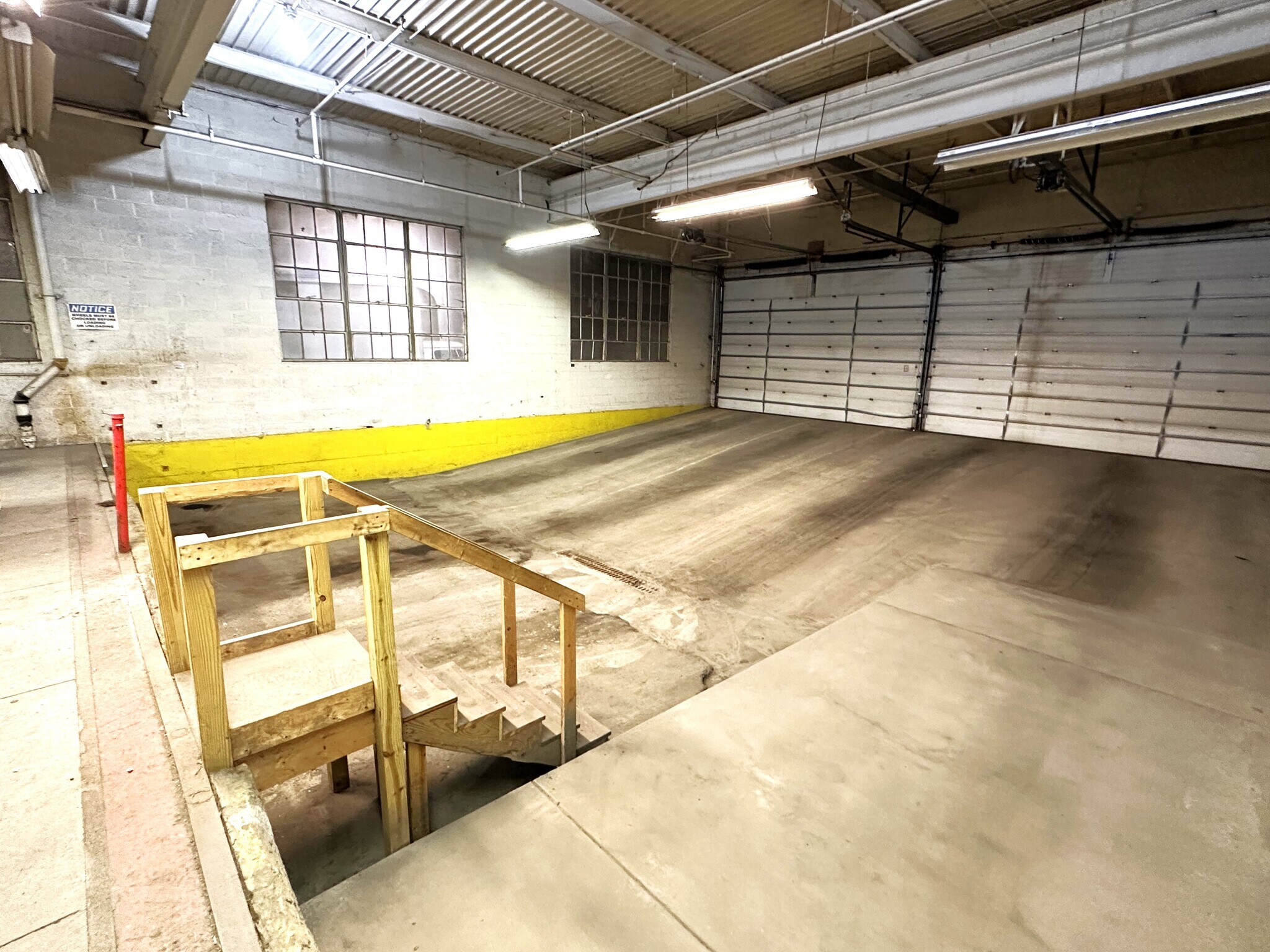 1907 Kishwaukee St, Rockford, IL 61104 Flex for Lease