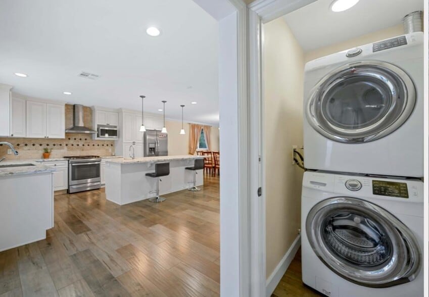 7412 Jamieson Ave, Reseda, CA for sale - Building Photo - Image 2 of 22