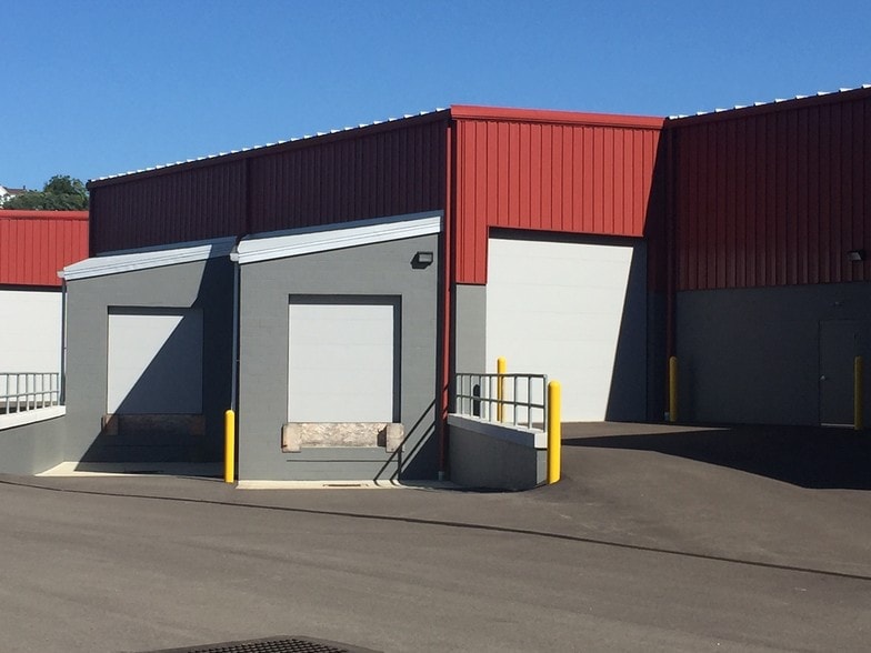 102 Four Coins Drive Ext, Canonsburg, PA for lease - Building Photo - Image 3 of 12