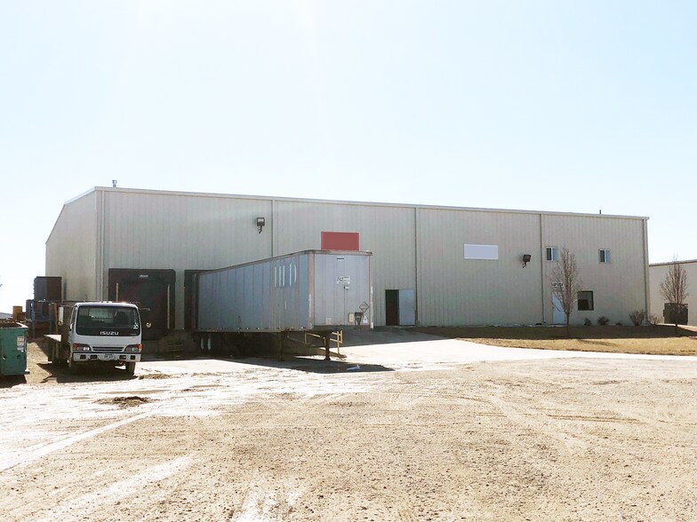 8515 N Hesston Rd, Hesston, KS for sale - Building Photo - Image 1 of 1