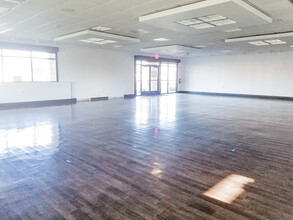 1975 W Texas St, Fairfield, CA for lease Interior Photo- Image 2 of 8