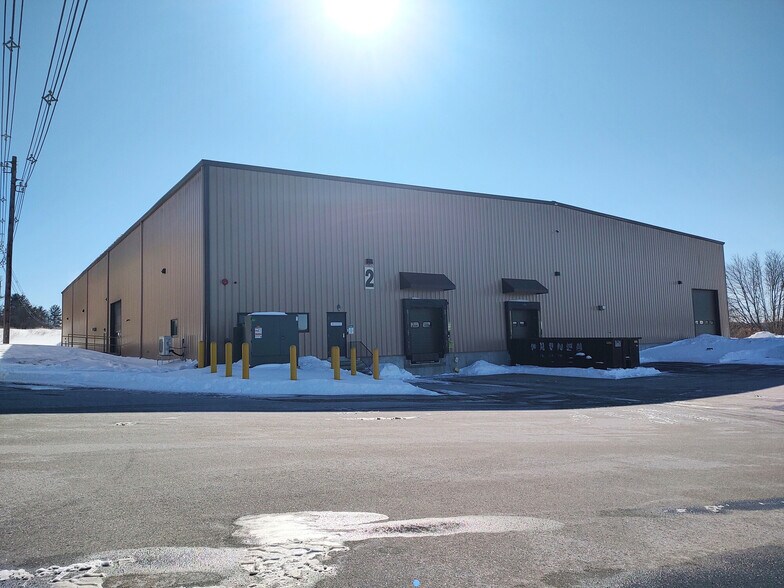 207 Tracy Rd, Killingly, CT for lease - Building Photo - Image 1 of 5