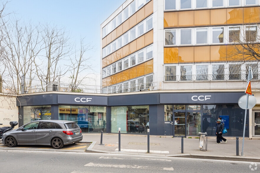 Office in Montreuil for lease - Building Photo - Image 3 of 3