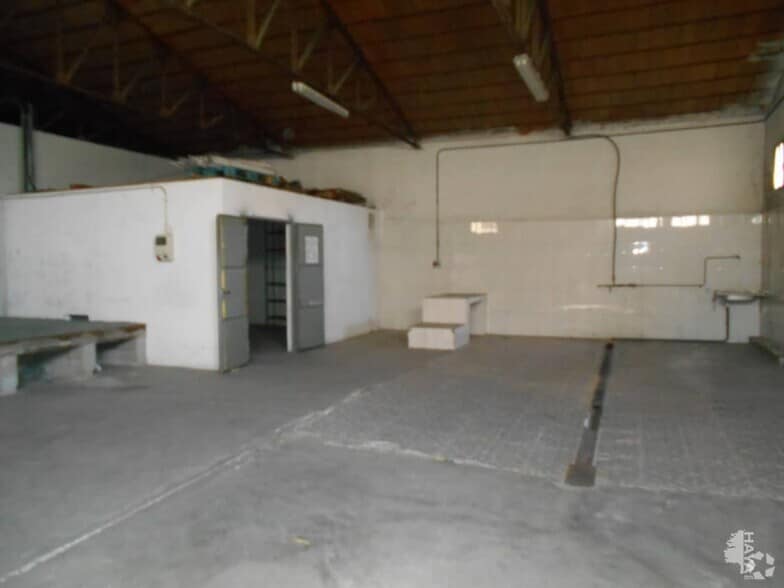 Industrial in Yunquera de Henares, Guadalajara for sale - Building Photo - Image 1 of 5