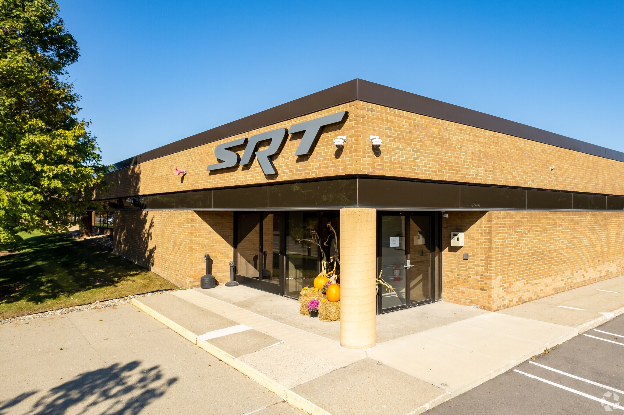 2301 Featherstone Rd, Auburn Hills, MI 48326 Flex for Lease