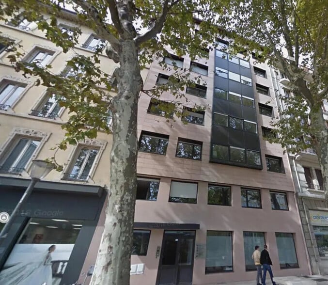 194 Bis Rue Garibaldi, Lyon for lease - Building Photo - Image 1 of 2
