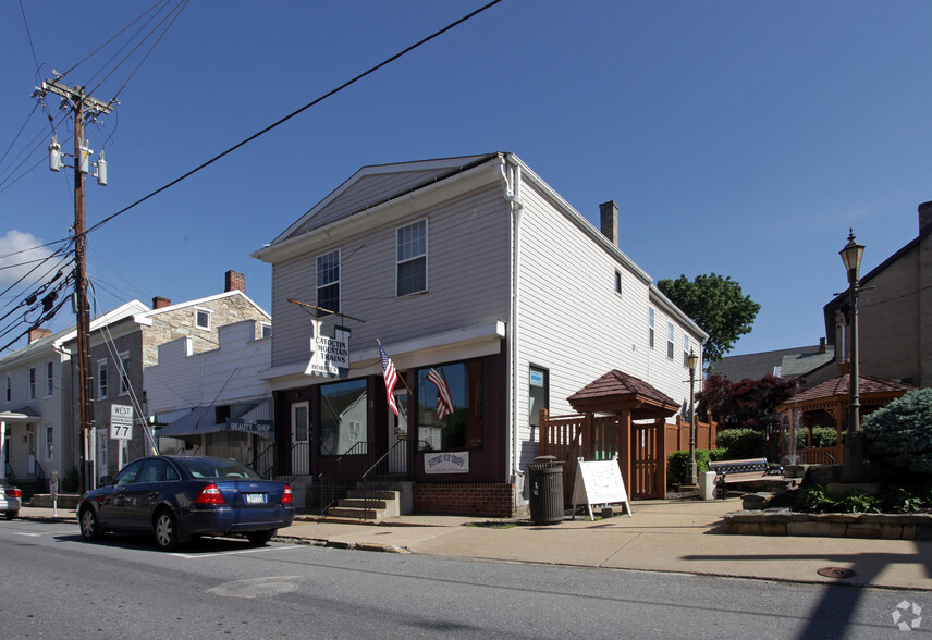 3 W Main St, Thurmont, MD for sale - Building Photo - Image 1 of 1