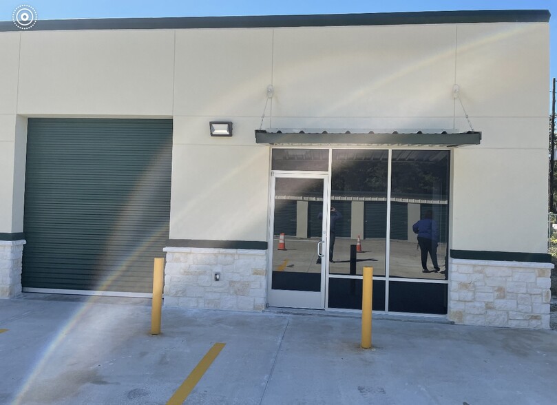 7808 Highway 87 N, Orange, TX for lease - Primary Photo - Image 1 of 5