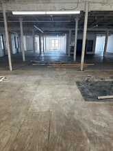 21-07 Borden Ave, Long Island City, NY for lease Building Photo- Image 2 of 9