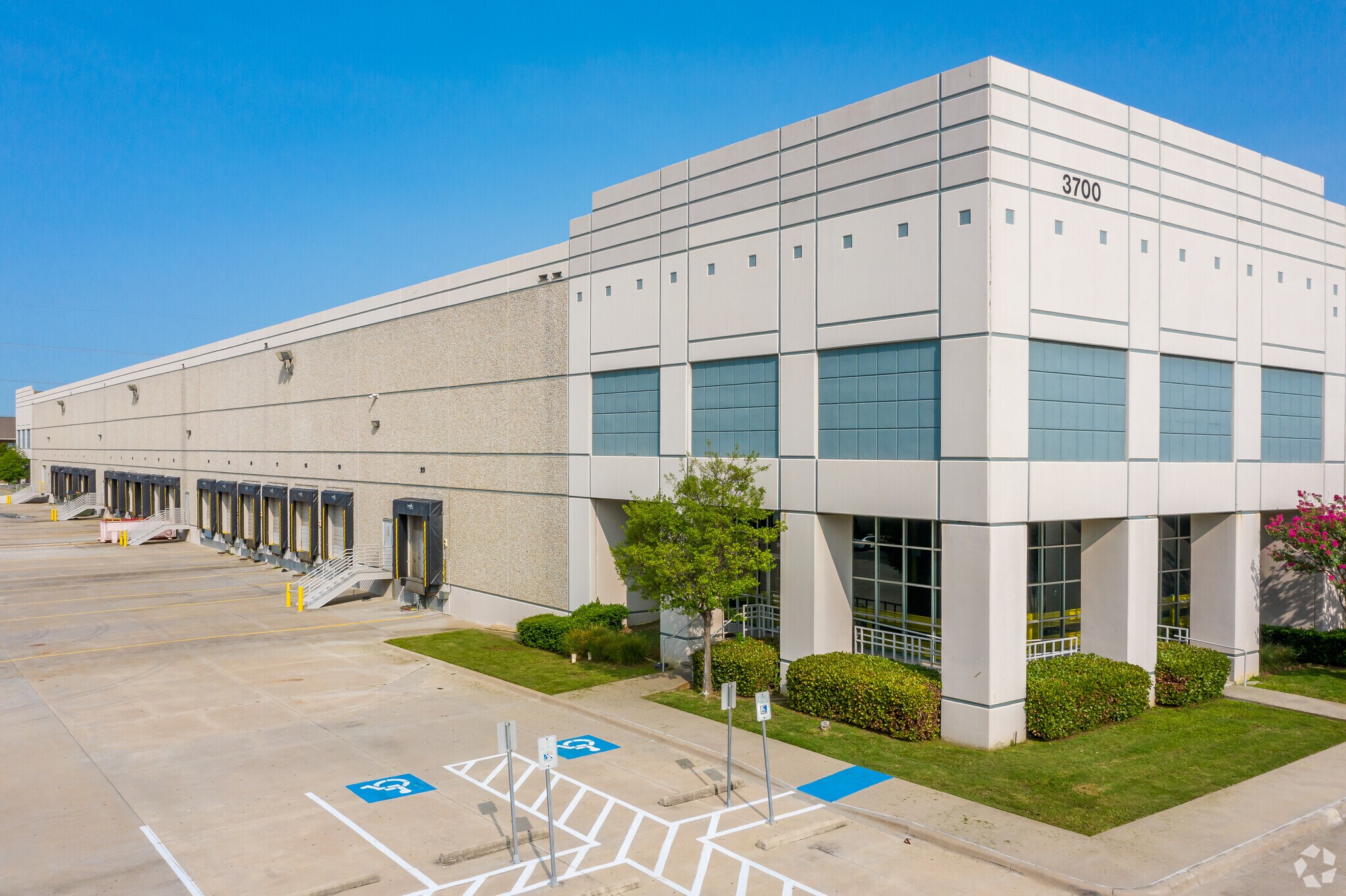 3700 New York Ave, Arlington, TX for sale Primary Photo- Image 1 of 1