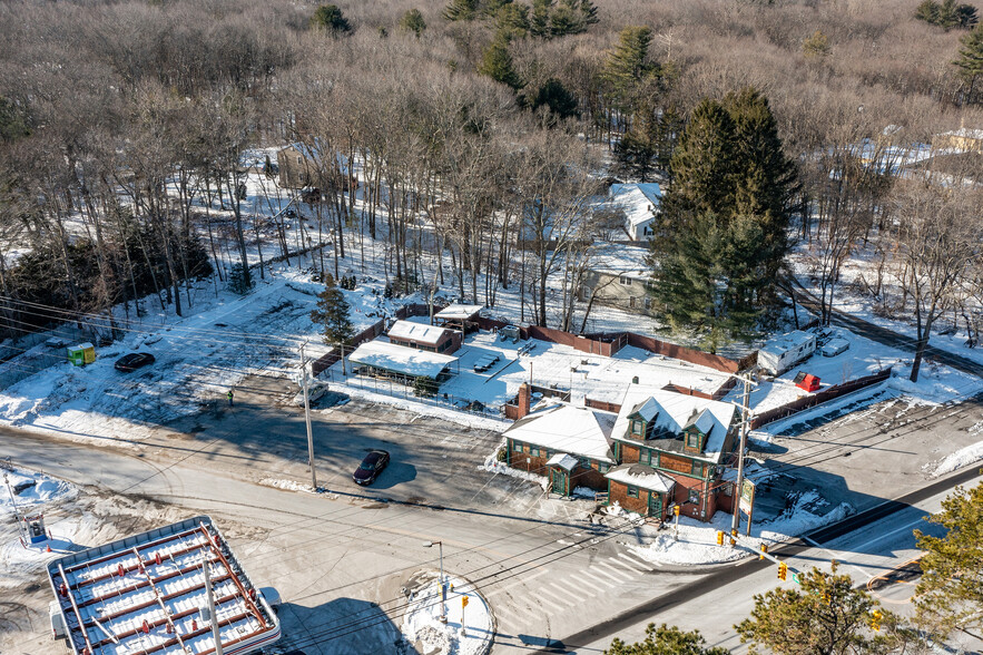 2868 Hartford Ave, Johnston, RI for sale - Building Photo - Image 1 of 51