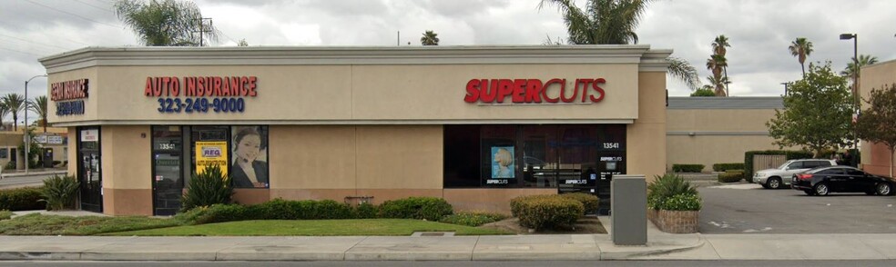 13541 Lakewood Blvd, Downey, CA for lease - Building Photo - Image 1 of 1