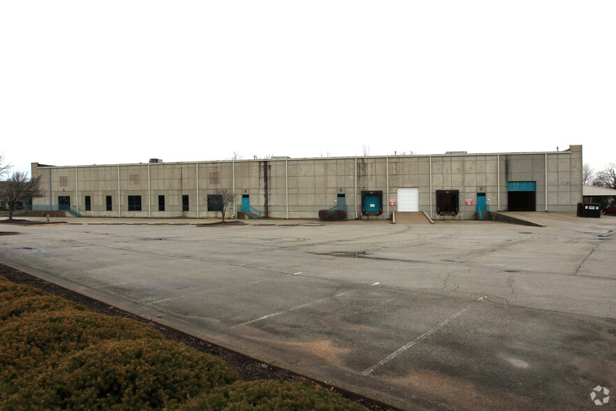 12540 Westport Rd, Louisville, KY for lease - Building Photo - Image 3 of 3