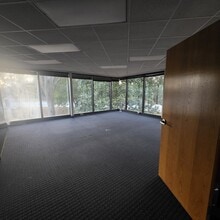 6025 The Corners Pky, Peachtree Corners, GA for lease Interior Photo- Image 1 of 5