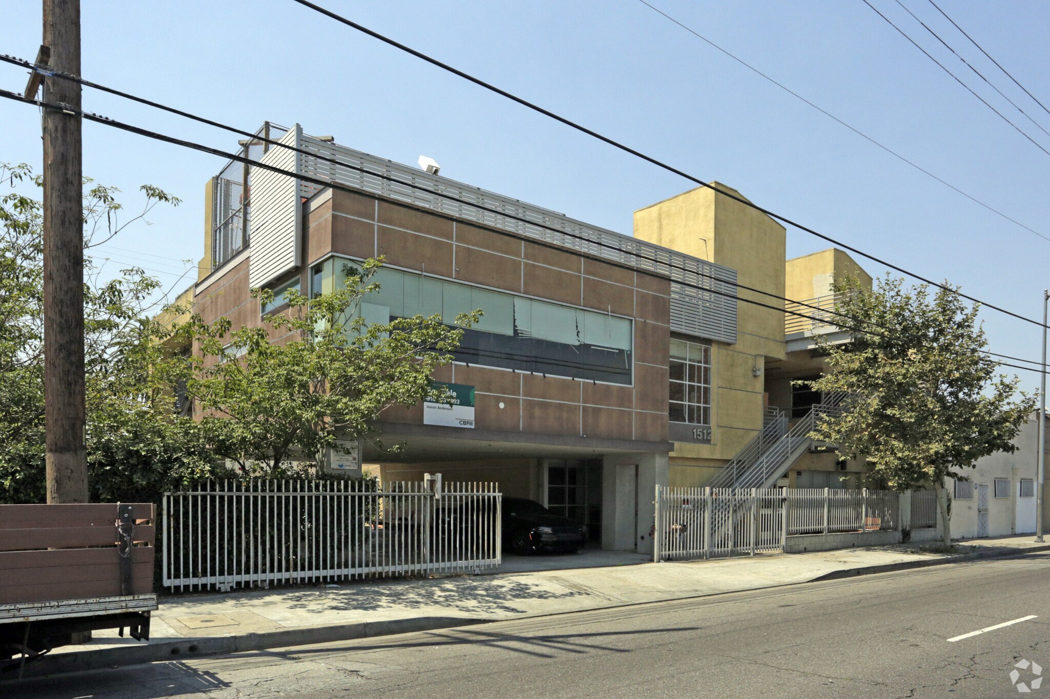 1512 W Slauson Ave, Los Angeles, CA for lease Primary Photo- Image 1 of 94