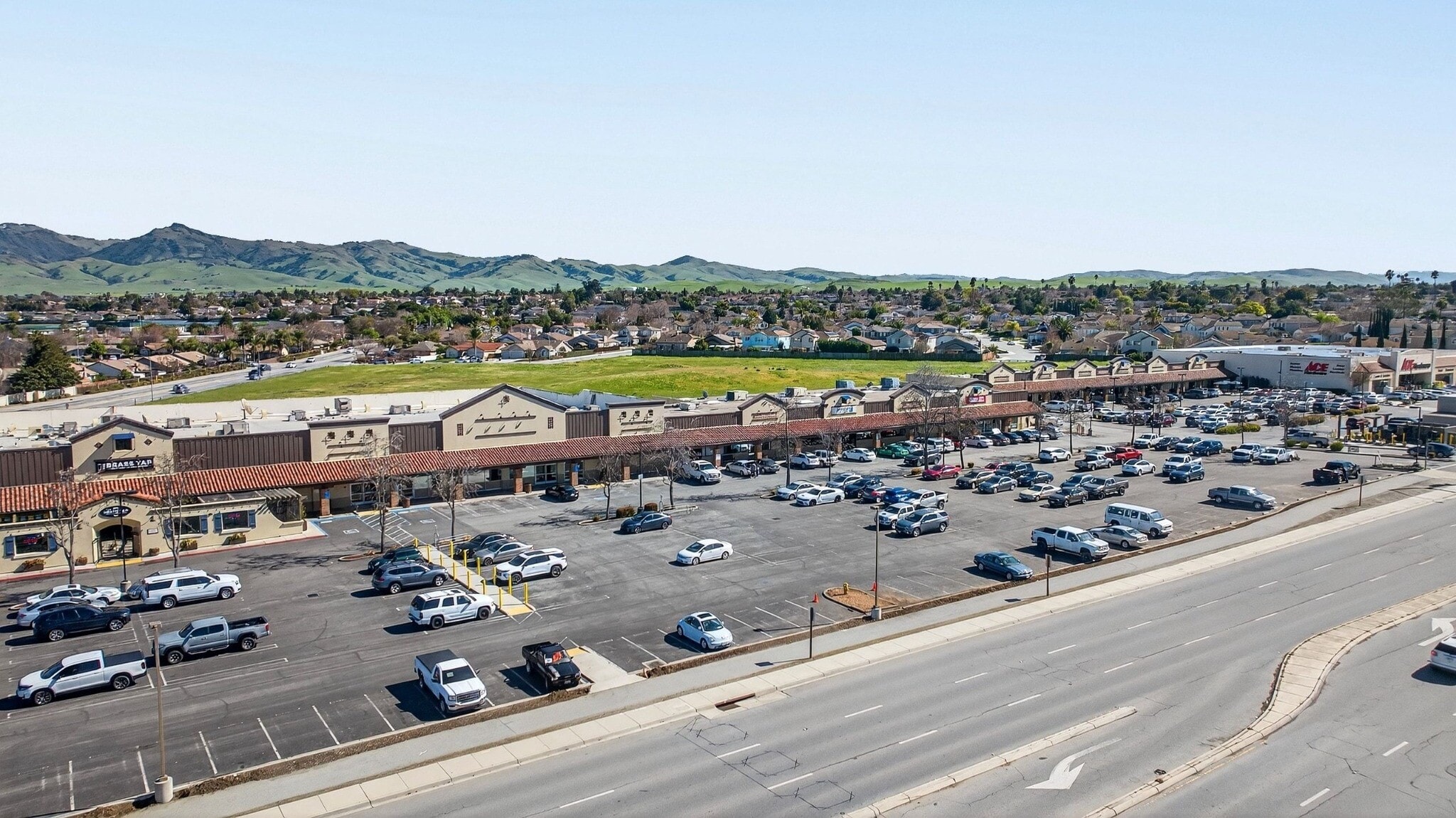 1701 Airline Hwy, Hollister, CA for lease Interior Photo- Image 1 of 37