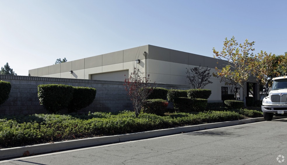 14945 La Palma Dr, Chino, CA for lease - Building Photo - Image 3 of 3