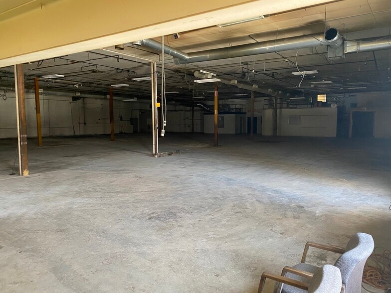 23 Foundry Ave, Meredith, NH for lease - Building Photo - Image 3 of 12