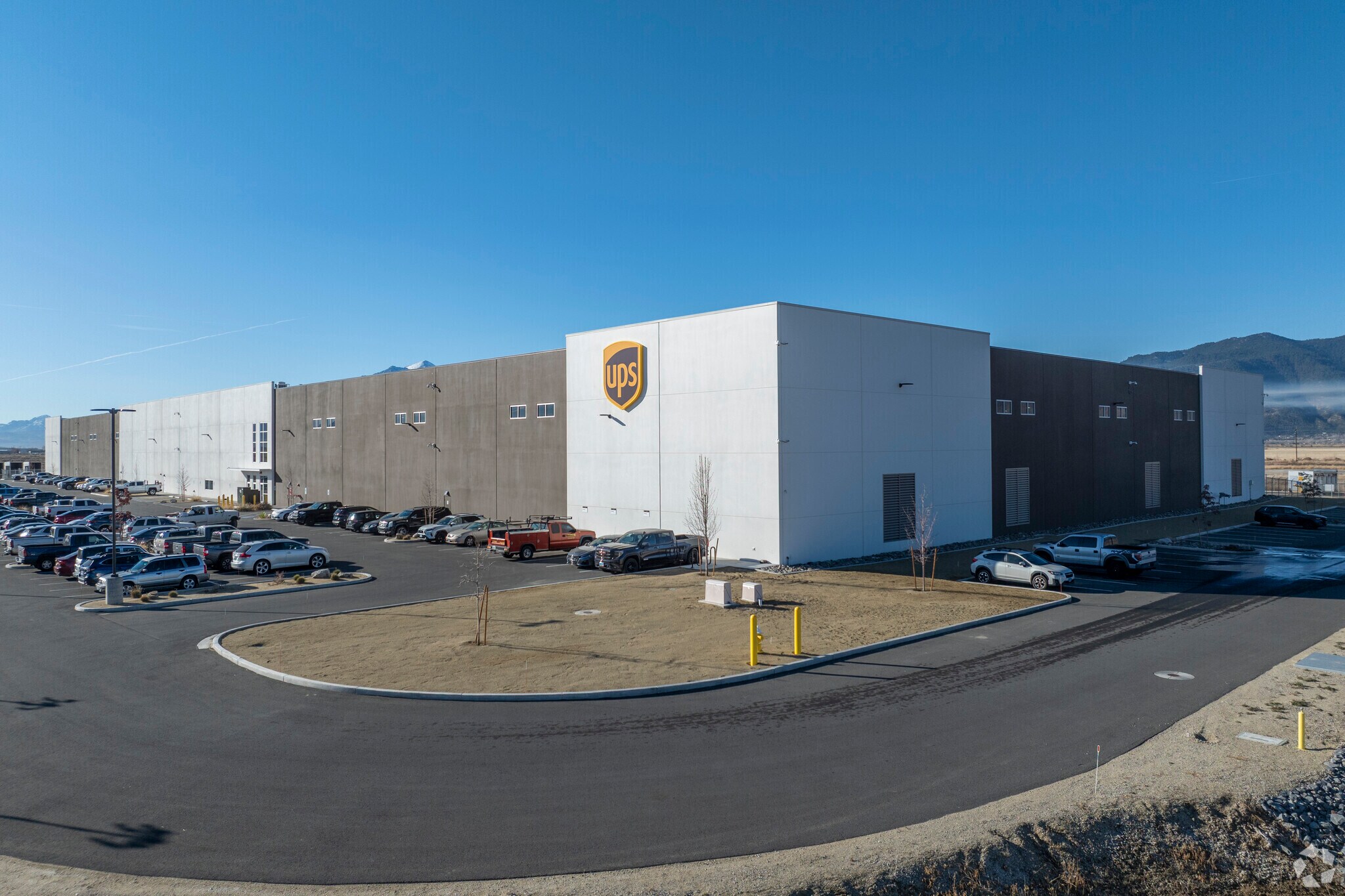 2453 Heybourne Rd, Minden, NV for lease Primary Photo- Image 1 of 7