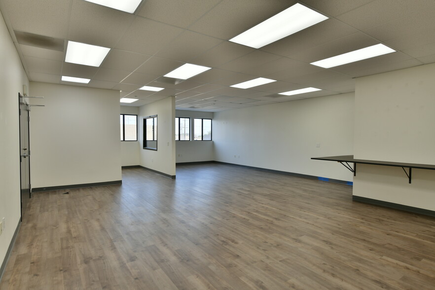 15900 Hawthorne Blvd, Lawndale, CA for lease - Interior Photo - Image 3 of 13