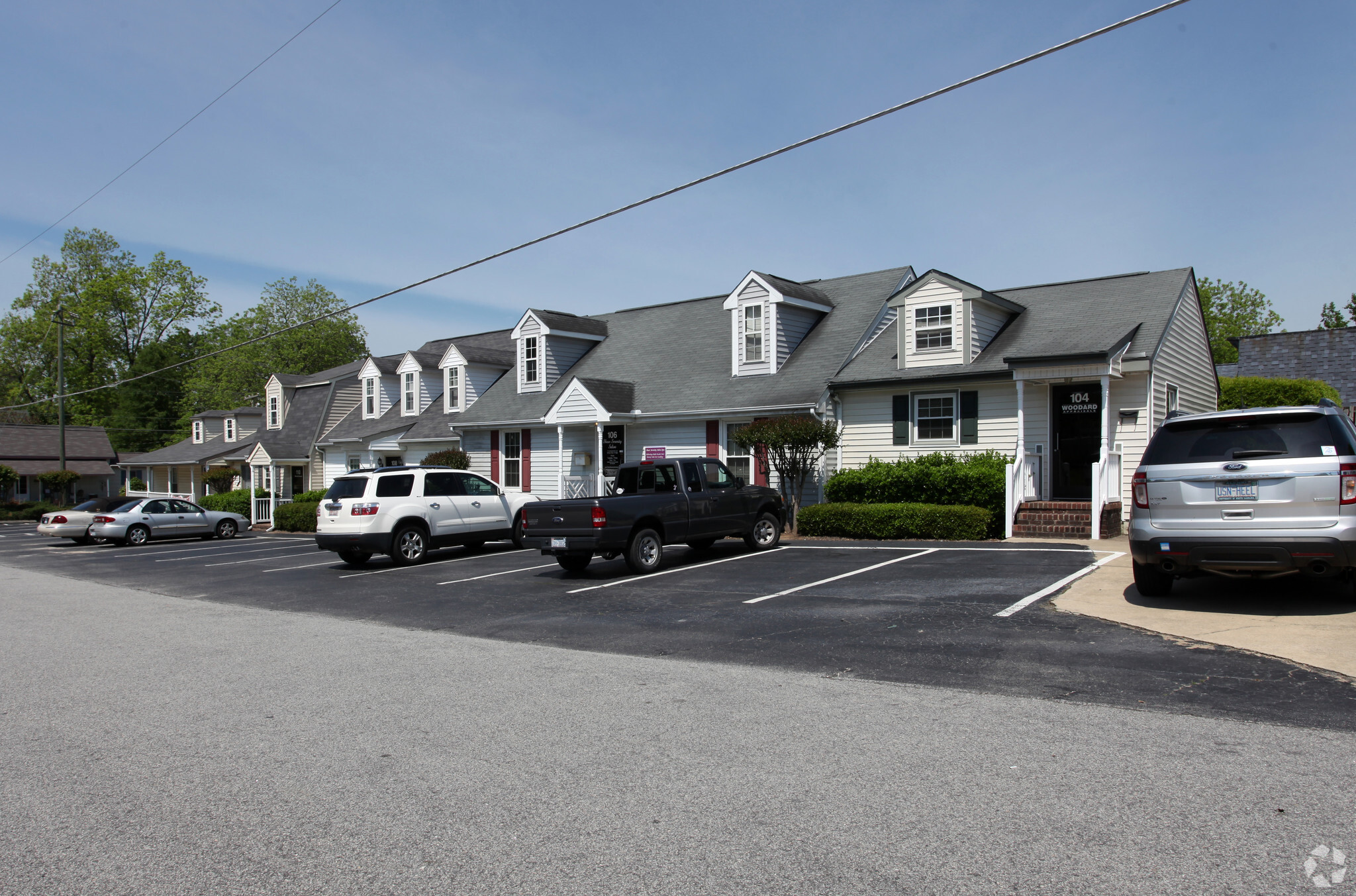 104-112 Ellington St, Clayton, NC for sale Primary Photo- Image 1 of 3