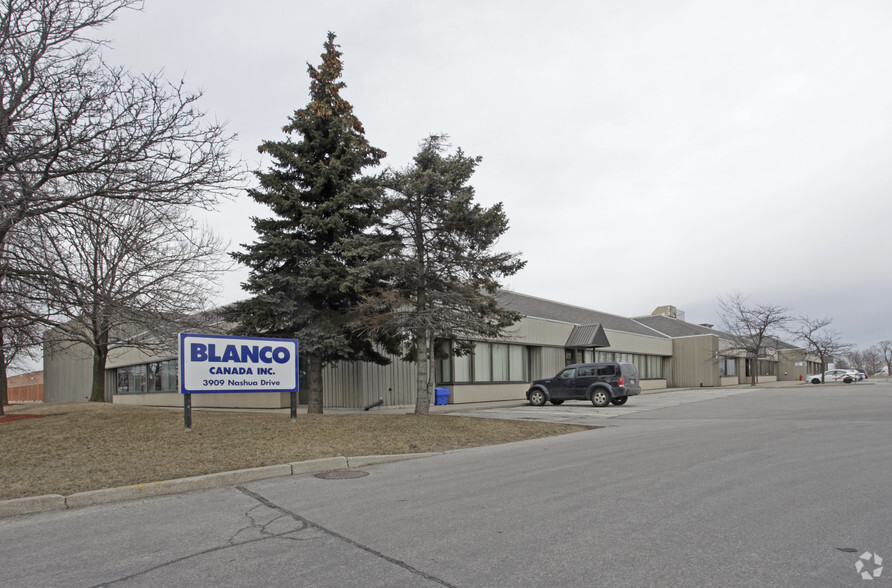 3909 Nashua Dr, Mississauga, ON for lease - Primary Photo - Image 1 of 2