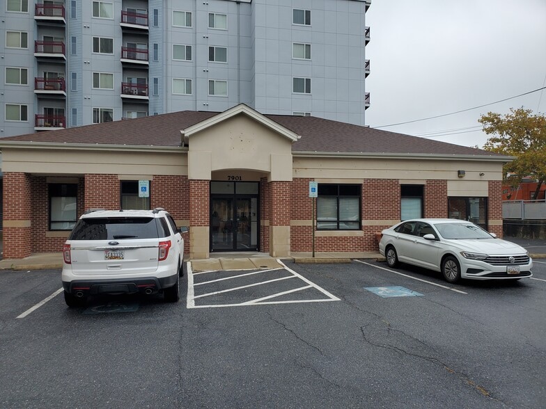 7901 Eastern Ave, Silver Spring, MD for sale - Building Photo - Image 1 of 1