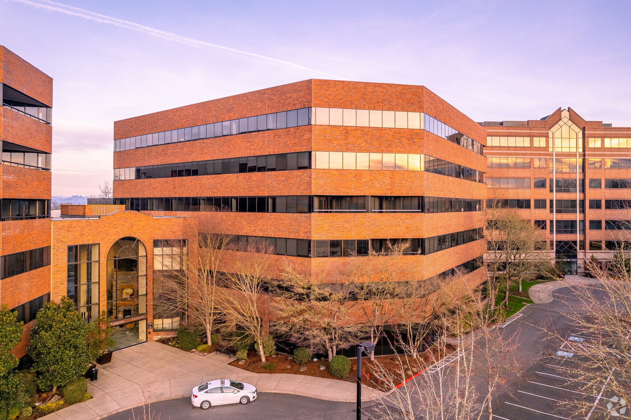 10220 SW Greenburg Rd, Portland, OR for sale Building Photo- Image 1 of 1