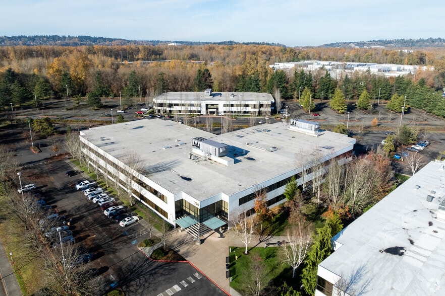 700 SW 39th St, Renton, WA for sale - Building Photo - Image 2 of 9