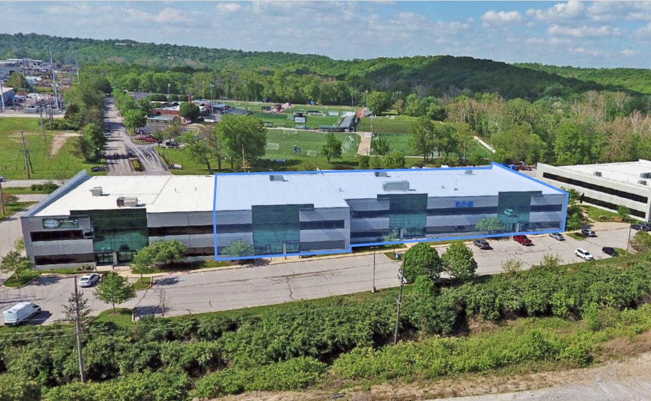 50-92 Soccer Park Rd, Fenton, MO for lease Building Photo- Image 1 of 2