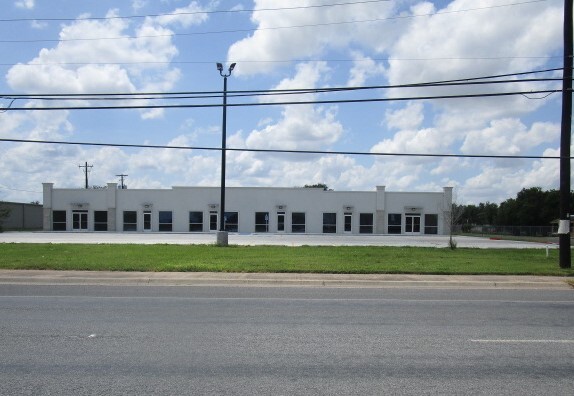 3121 Wilson Rd, Harlingen, TX for lease - Building Photo - Image 1 of 8