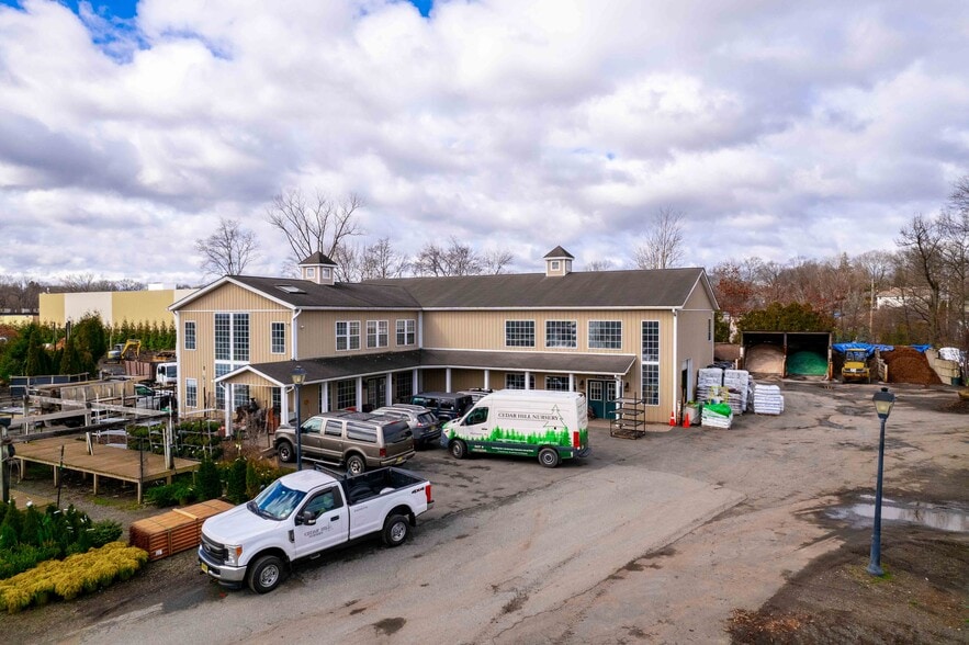 10 Whitney Rd, Mahwah, NJ for sale - Building Photo - Image 3 of 17
